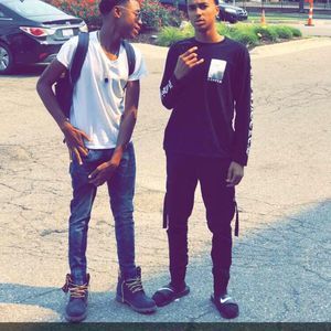 Meet your Posher, Davon